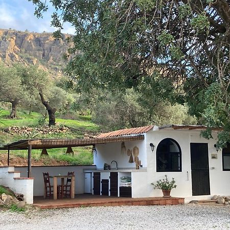 לינה וארוחת בוקר אלורה Casa Del Sueno מראה חיצוני תמונה